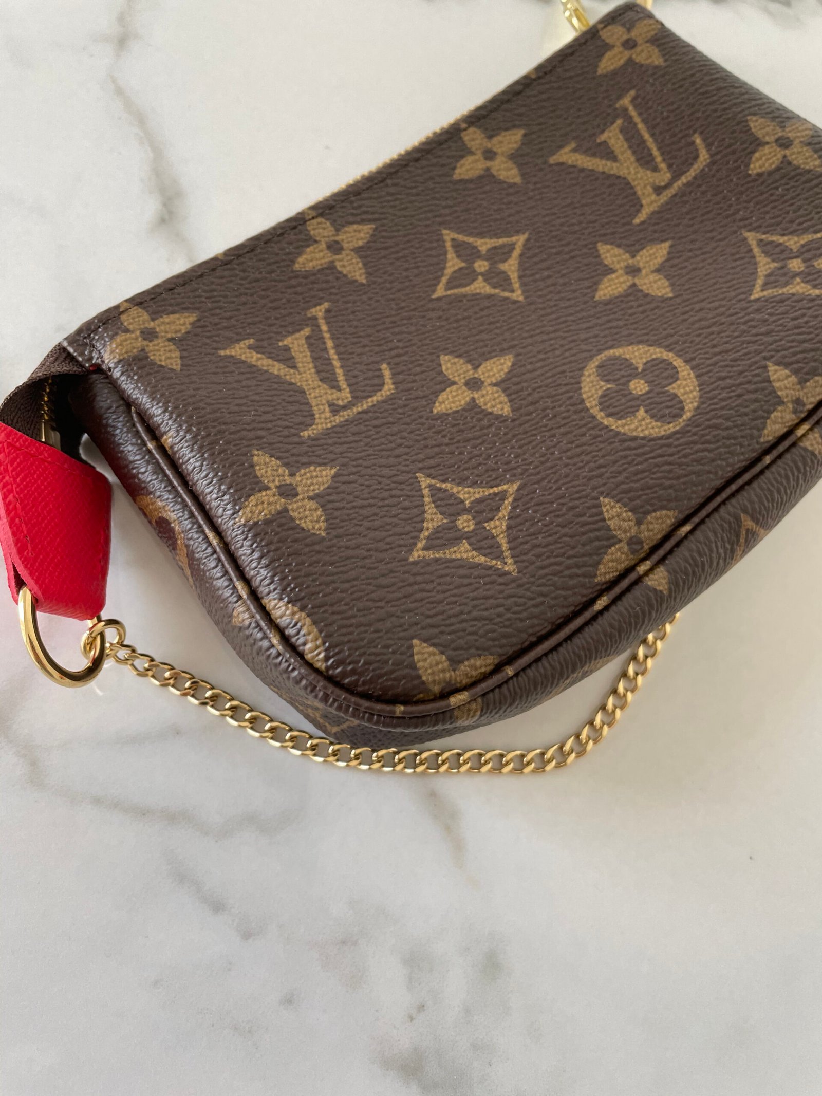 LOUIS VUITTON Mini Pochette Accessoires – Image 8