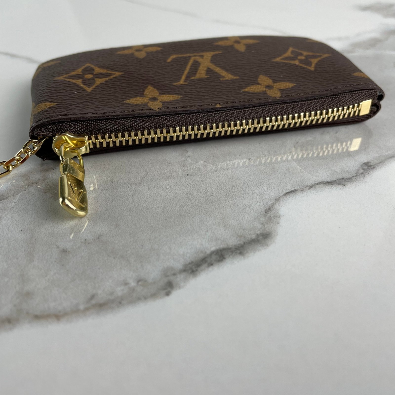 LOUIS VUITTON Pochette Clés – Image 6