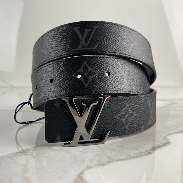 LOUIS VUITTON Ceinture LV Initiales 35 mm Réversible – Image 4