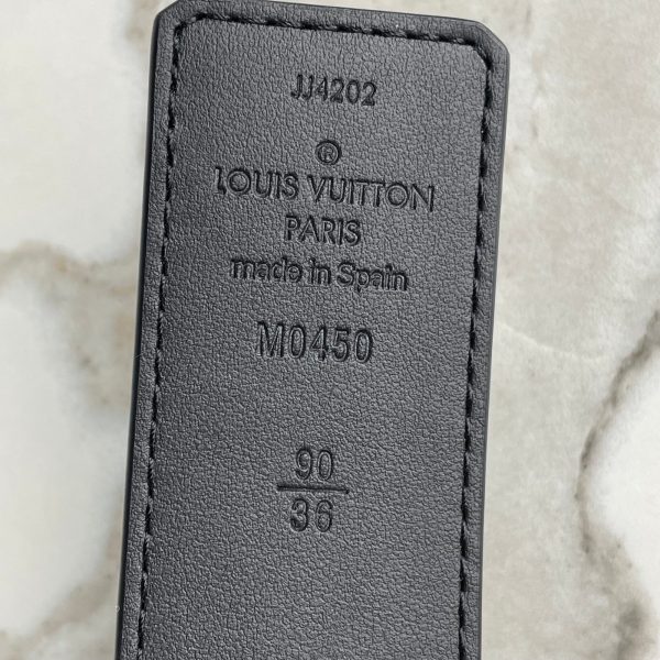LOUIS VUITTON Ceinture LV Initiales 35 mm Réversible – Image 3
