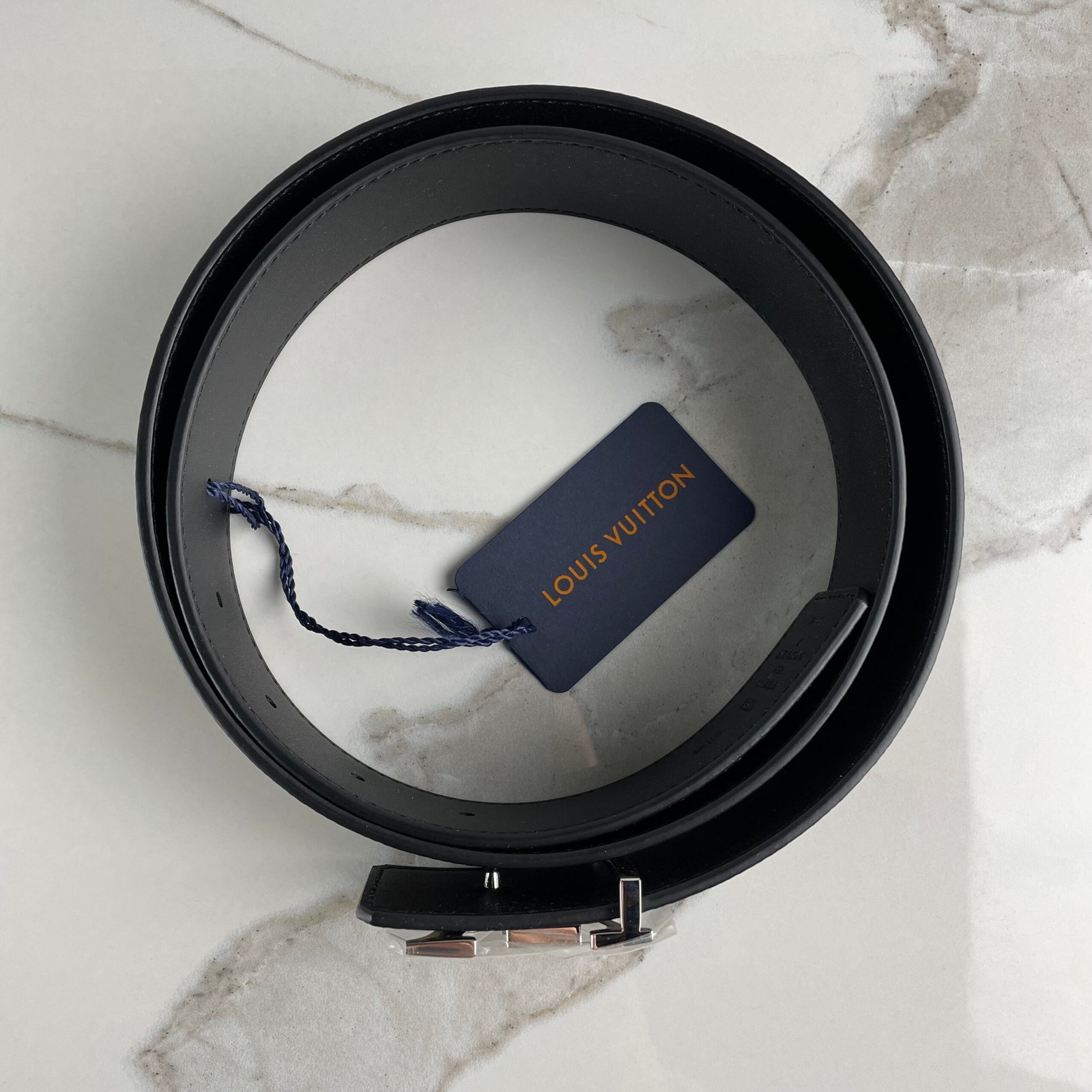 LOUIS VUITTON Ceinture LV Initiales Réversible Monogram – Image 7