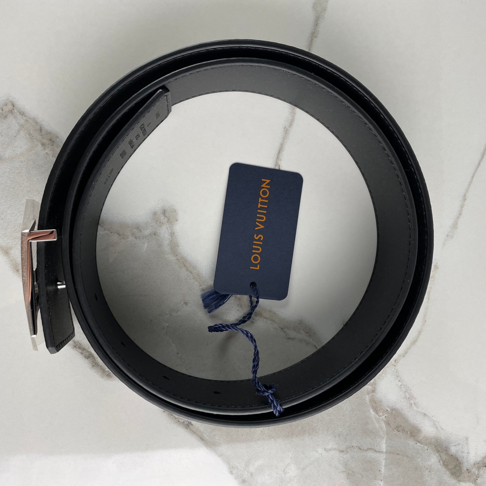 LOUIS VUITTON Ceinture LV Initiales Réversible Monogram – Image 8