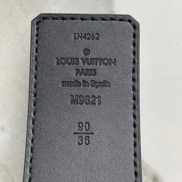 LOUIS VUITTON Ceinture LV Initiales Réversible Monogram – Image 4