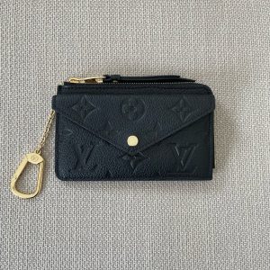 LOUIS VUITTON Recto Verso Card Holder