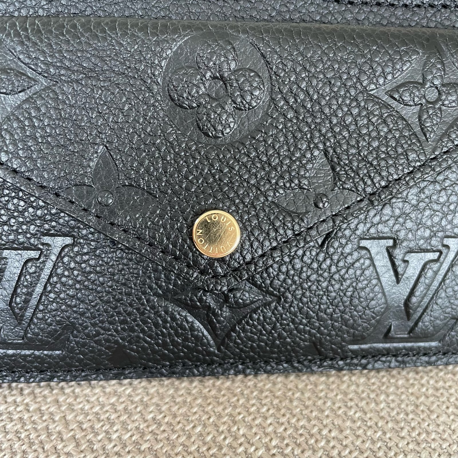 LOUIS VUITTON Recto Verso Card Holder – Image 8