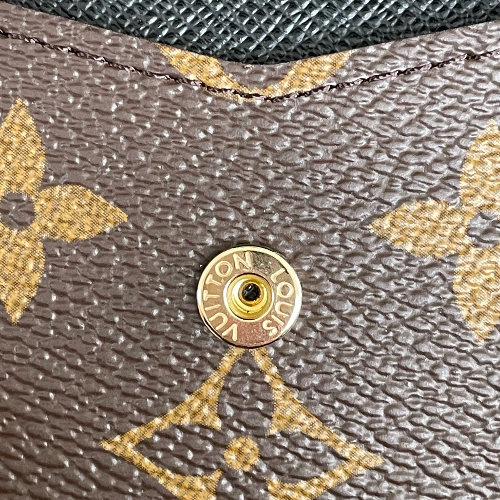 LOUIS VUITTON Recto Verso Card Holder – Image 9