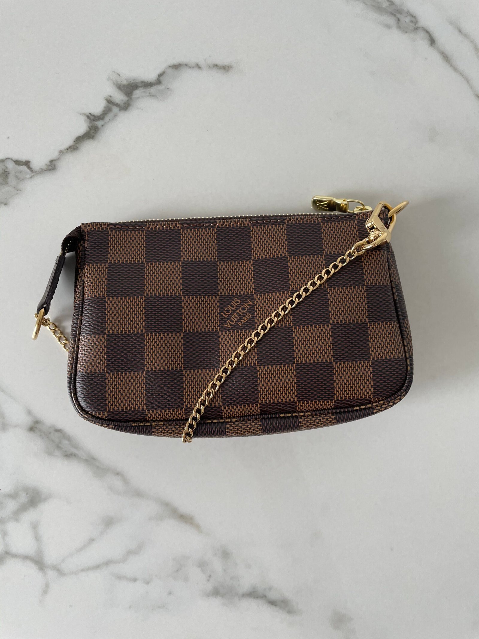 LOUIS VUITTON Mini Pochette Accessoires – Image 10
