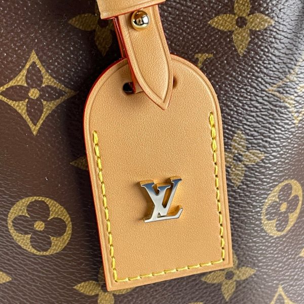 LOUIS VUITTON CarryAll PM – Image 10