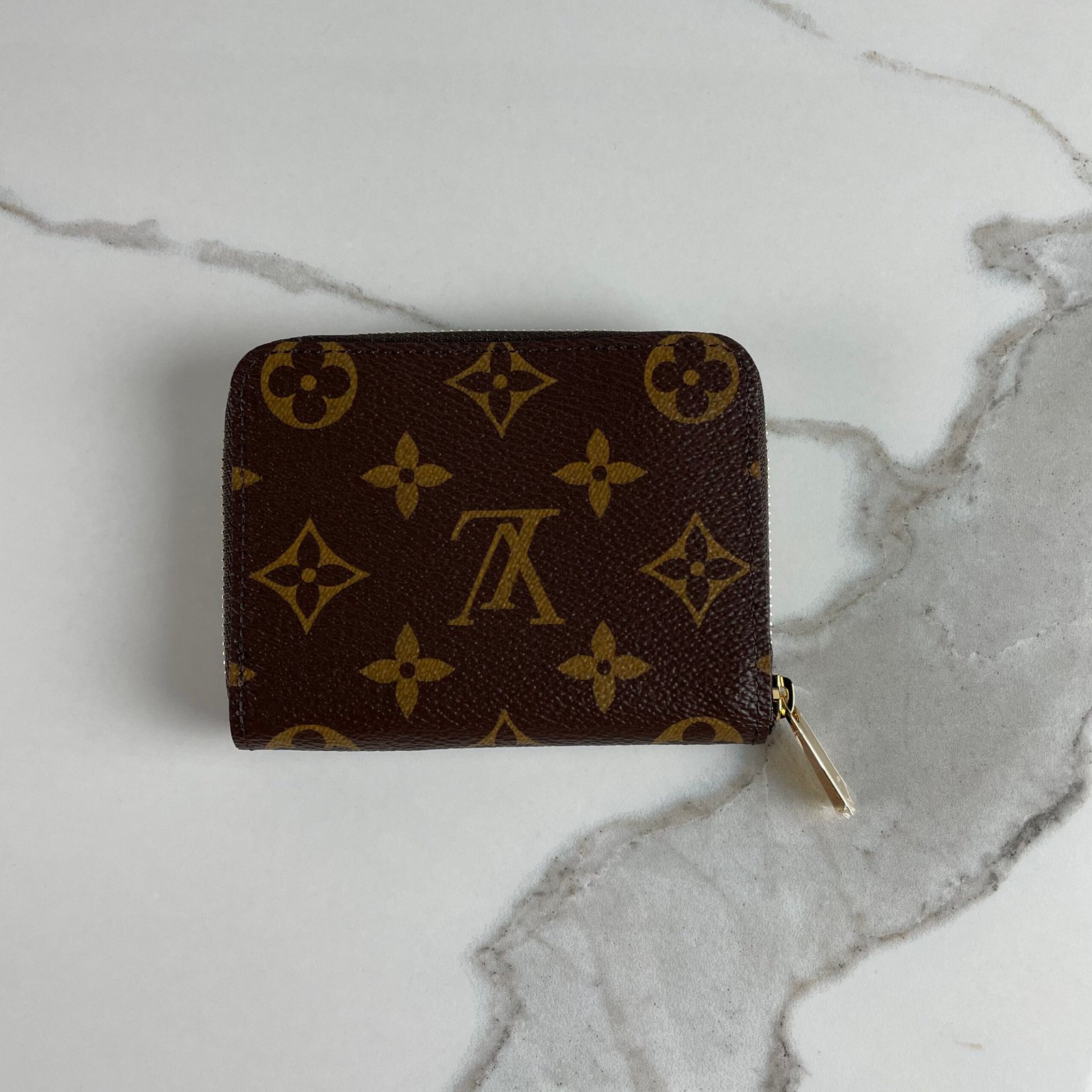 LOUIS VUITTON Zippy Wallet – Image 3