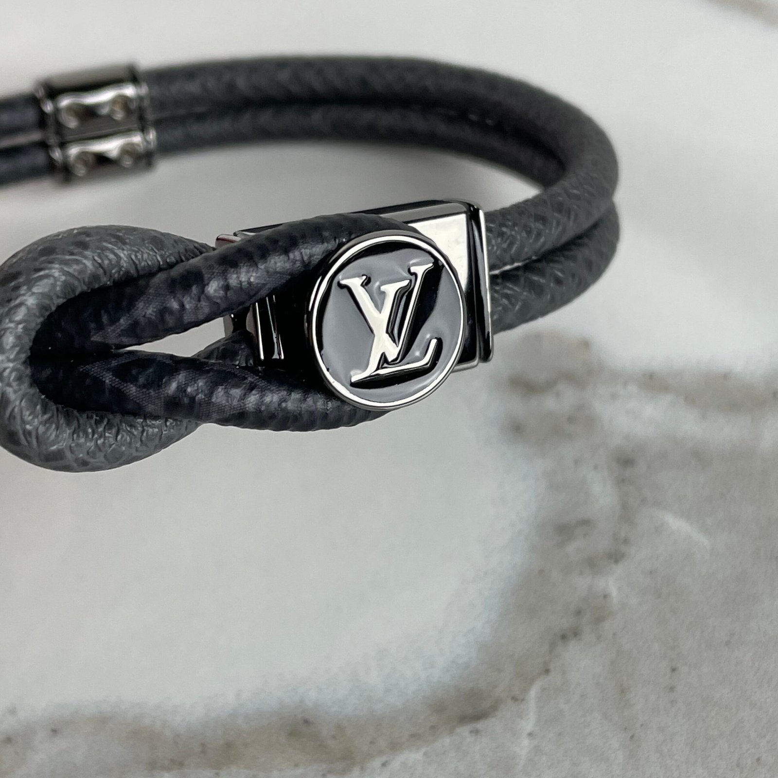 LOUIS VUITTON Bracelet Loop It – Image 4