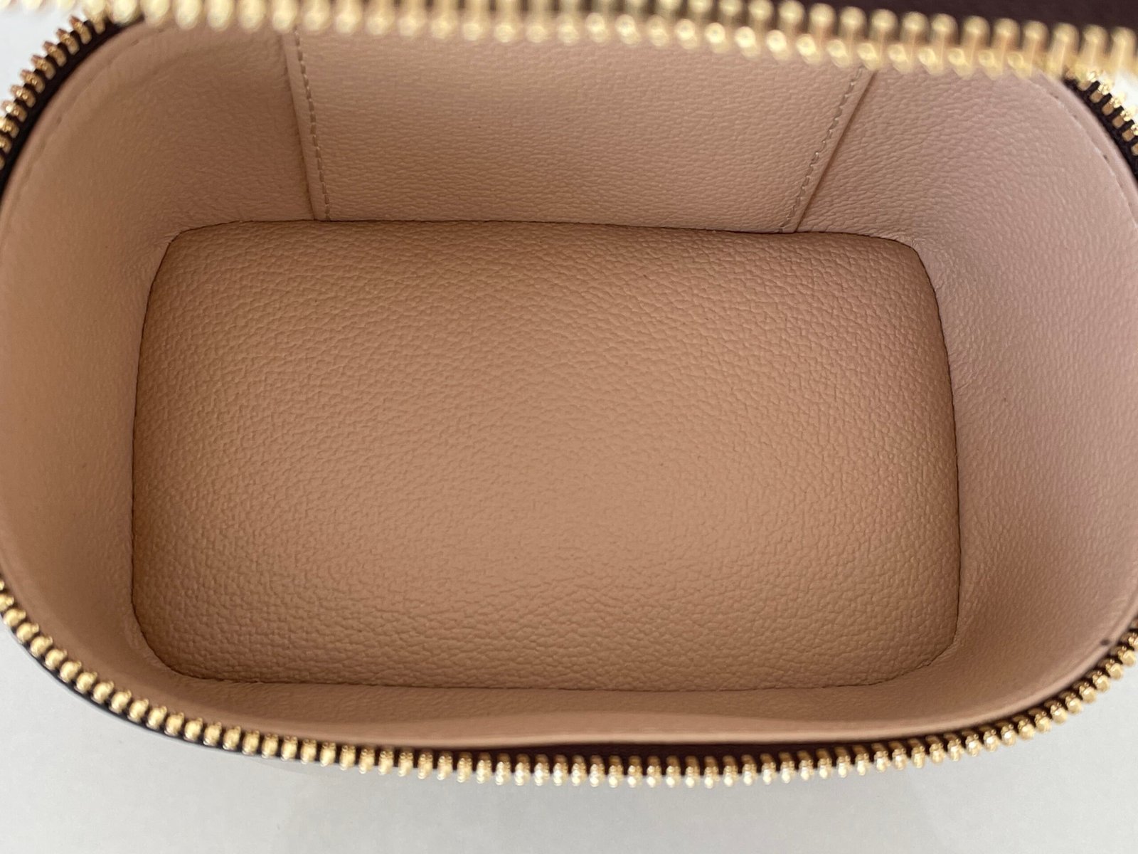 LOUIS VUITTON Nice Nano – Image 13