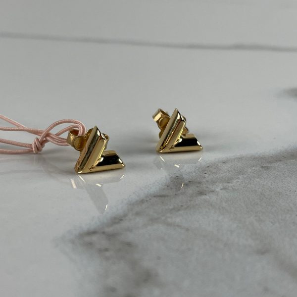 LOUIS VUITTON Essential V Stud Earrings – Image 3
