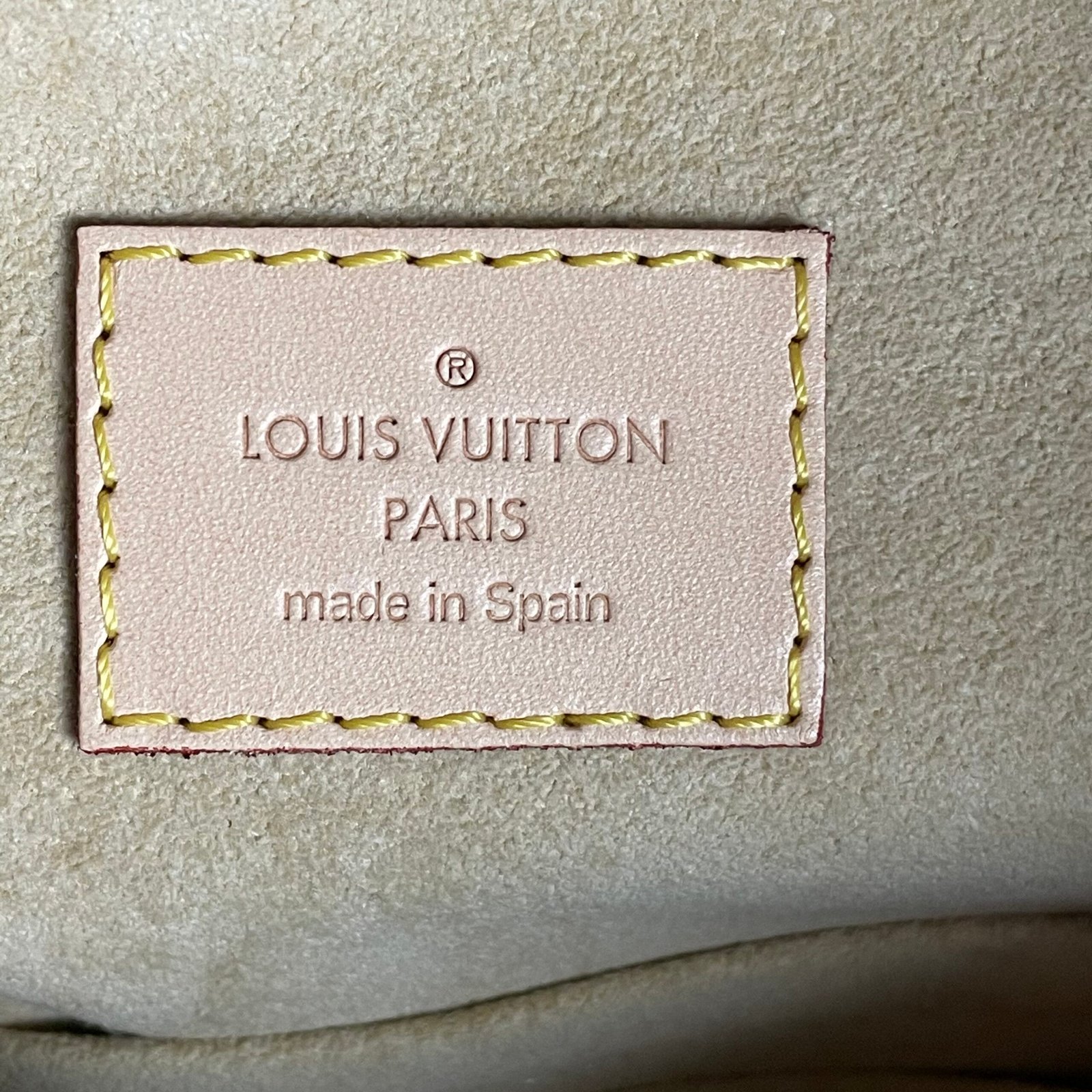 LOUIS VUITTON Artsy Bag MM – Image 12