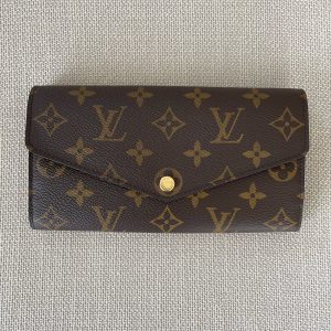LOUIS VUITTON Sarah Wallet