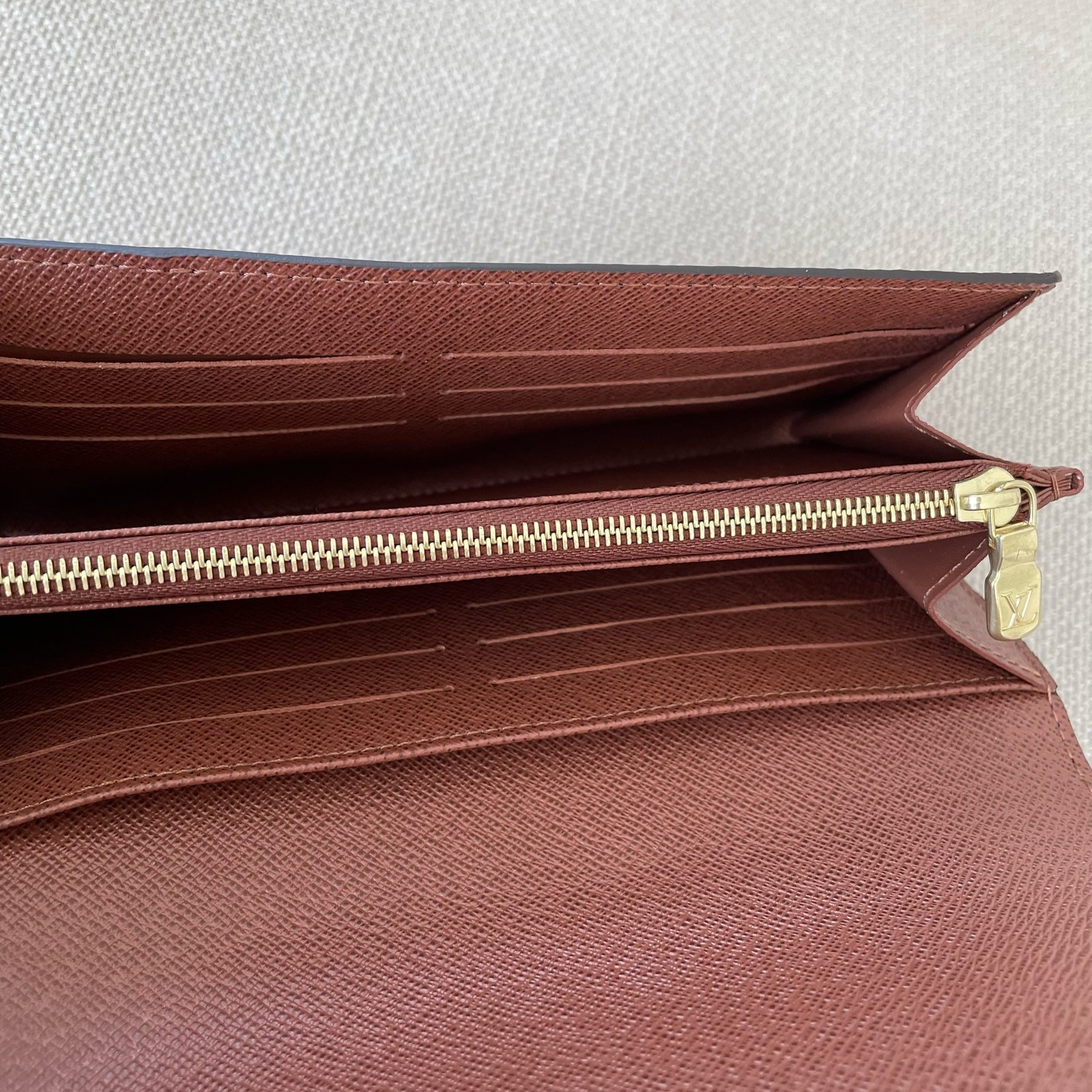 LOUIS VUITTON Portefeuille Sarah – Image 13