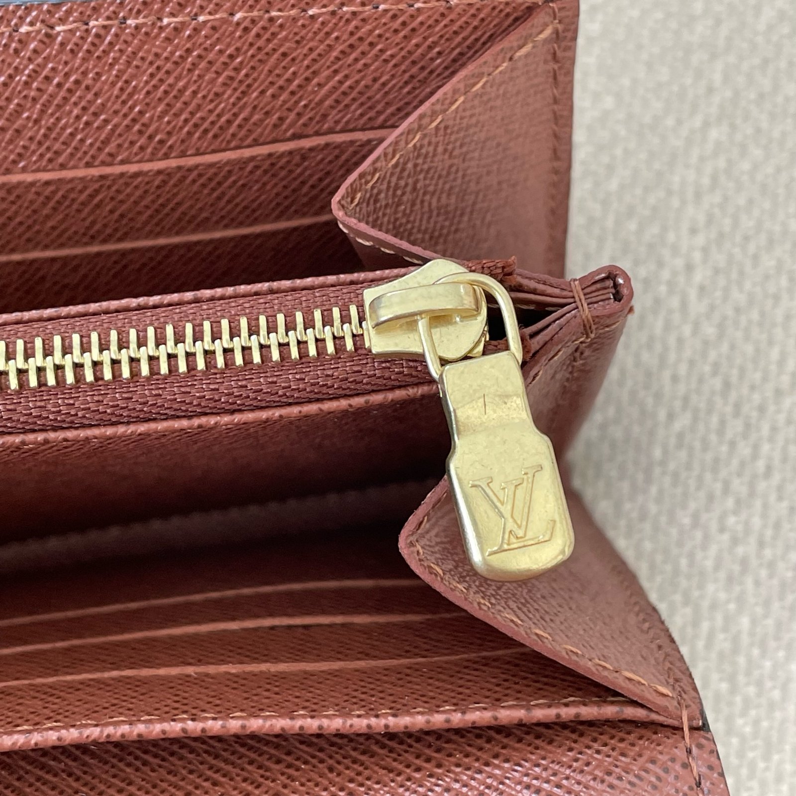 LOUIS VUITTON Portefeuille Sarah – Image 14