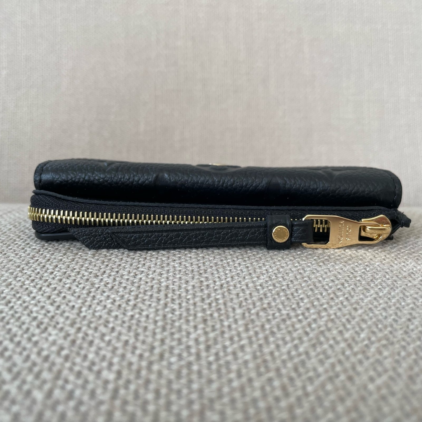 LOUIS VUITTON Porte-Cartes Recto Verso – Image 4