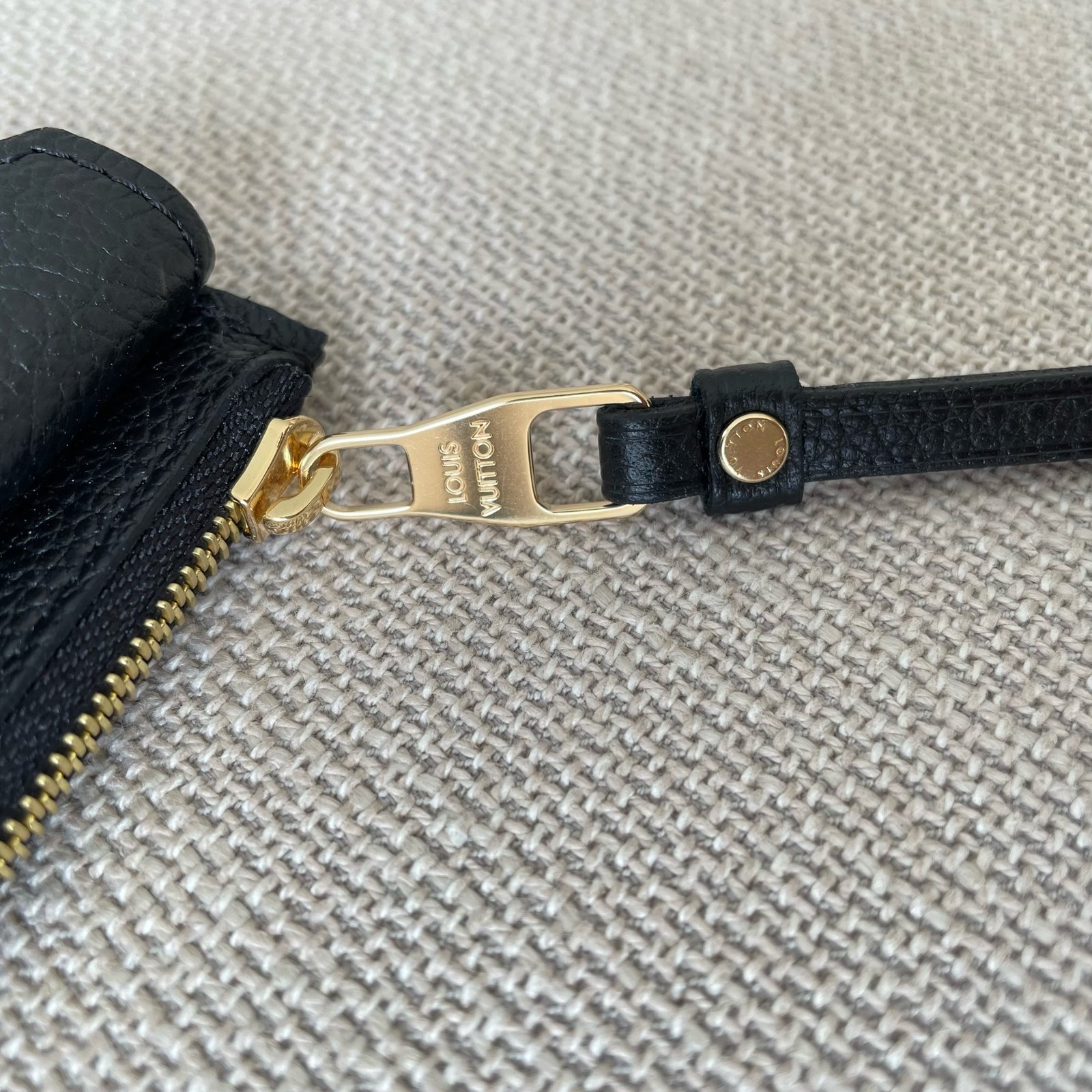 LOUIS VUITTON Porte-Cartes Recto Verso – Image 10