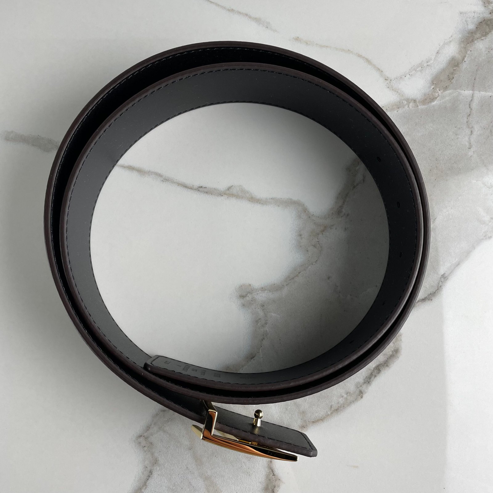 LOUIS VUITTON Ceinture LV Initiales 40 mm Réversible – Image 5