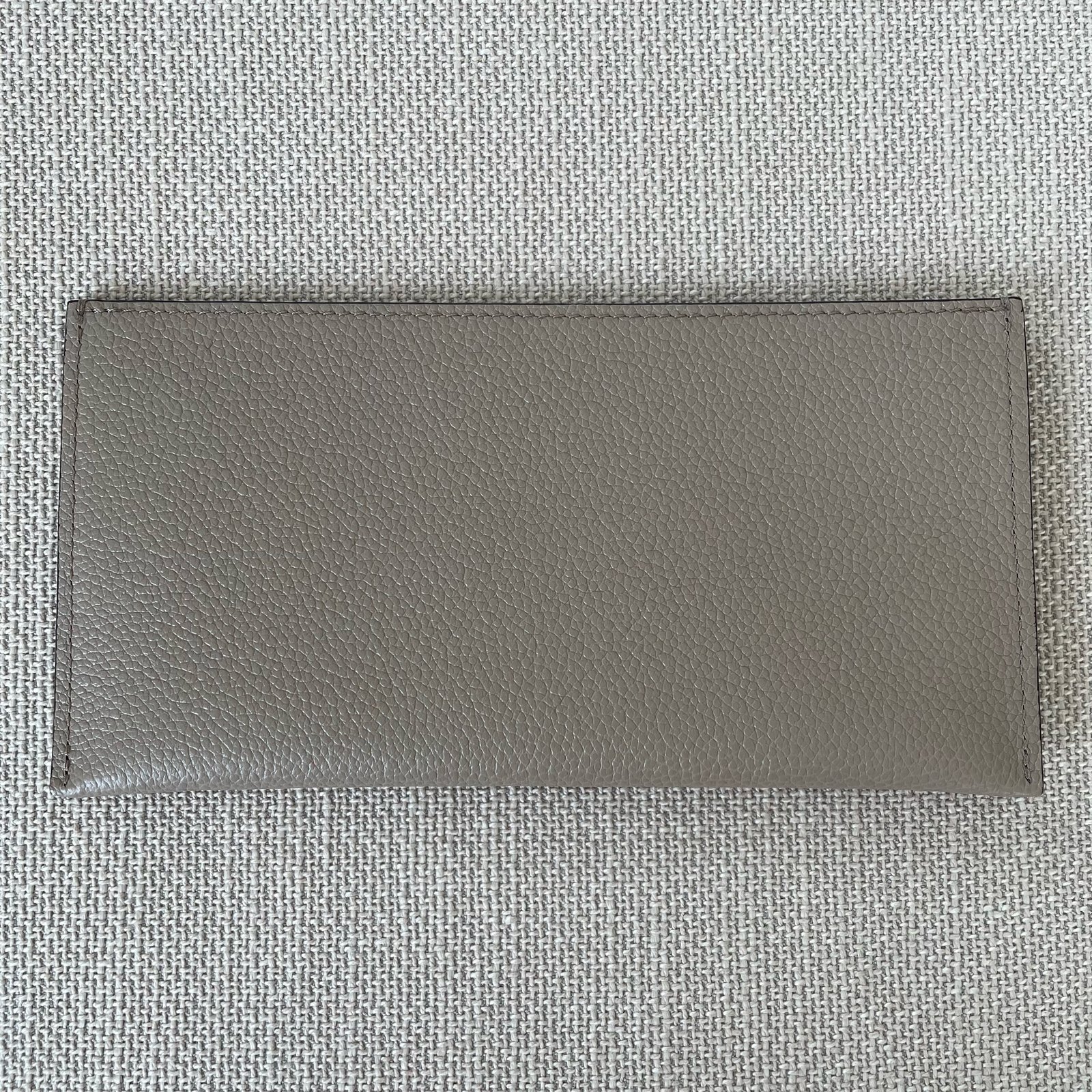 LOUIS VUITTON Flat Pocket – Image 2