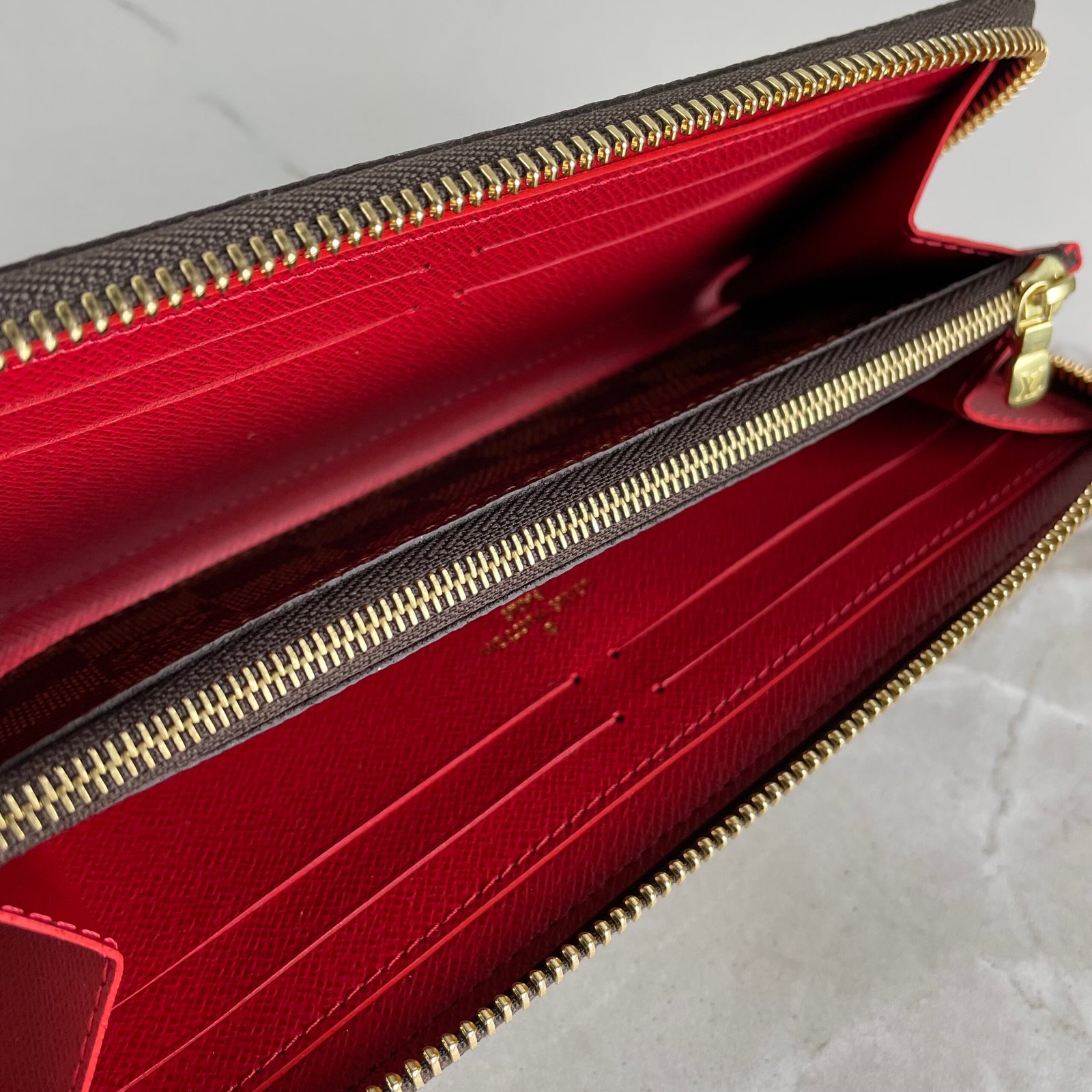 LOUIS VUITTON Clémence Wallet – Image 9