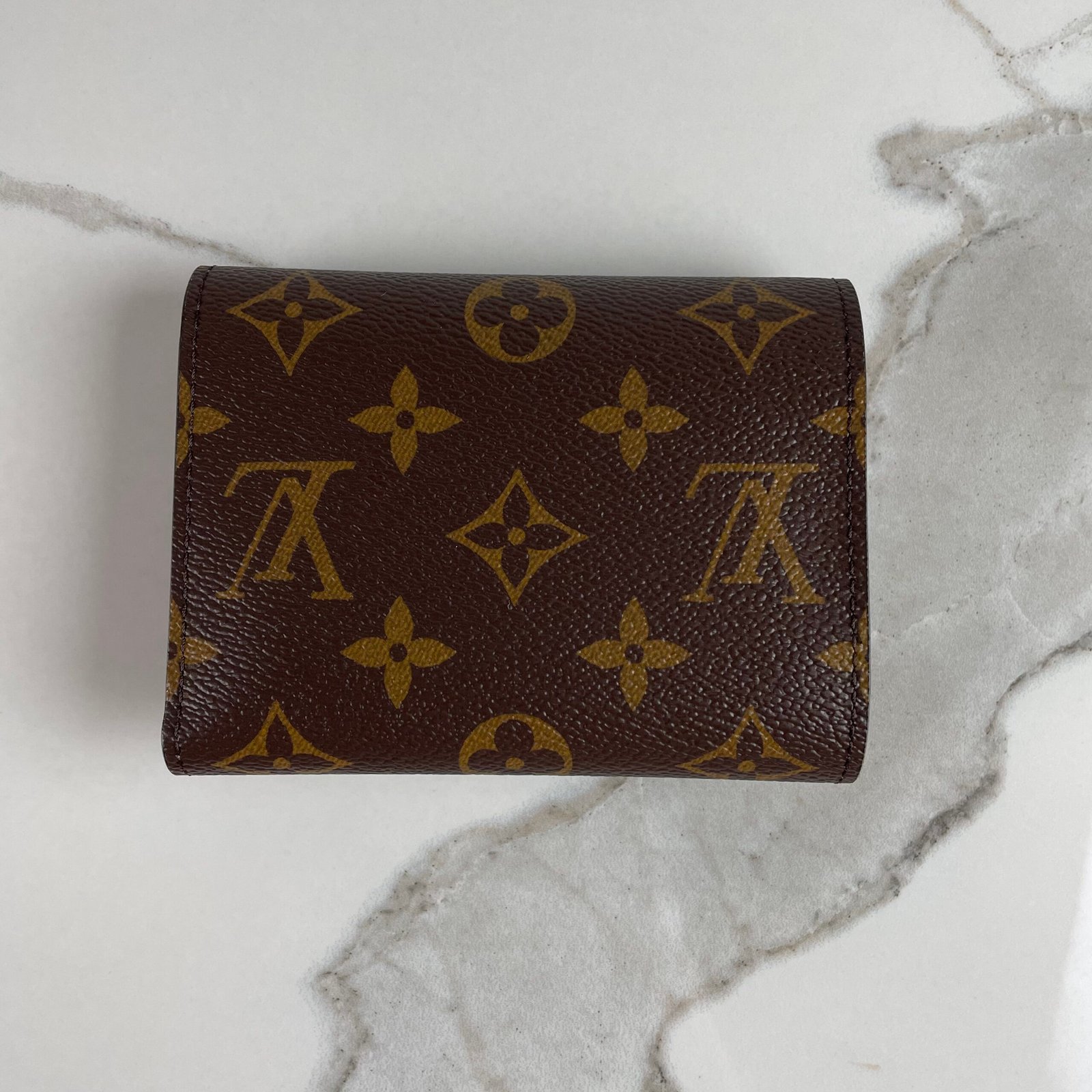 LOUIS VUITTON Victorine Wallet – Image 2