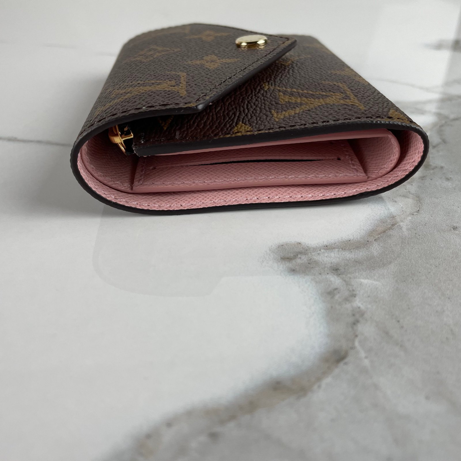 LOUIS VUITTON Victorine Wallet – Image 6
