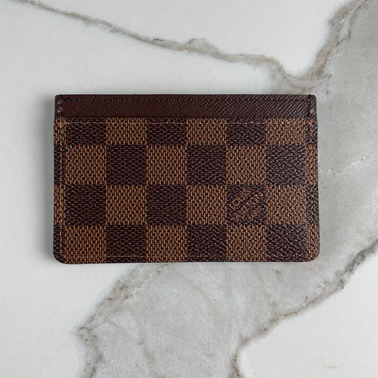 LOUIS VUITTON Simple Card Holder – Image 3