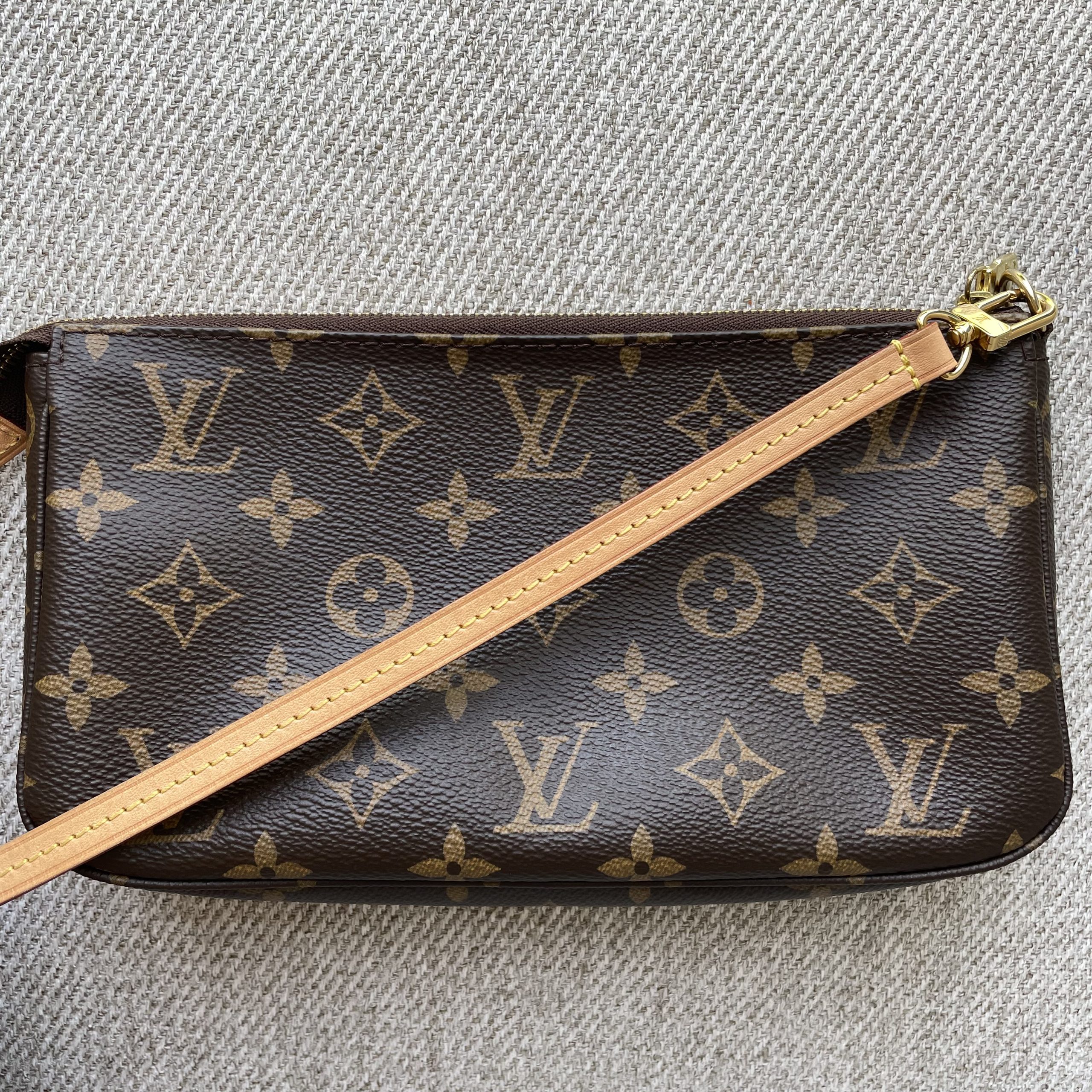 Louis Vuitton Pochette Accessoires NM Monogram – Image 9