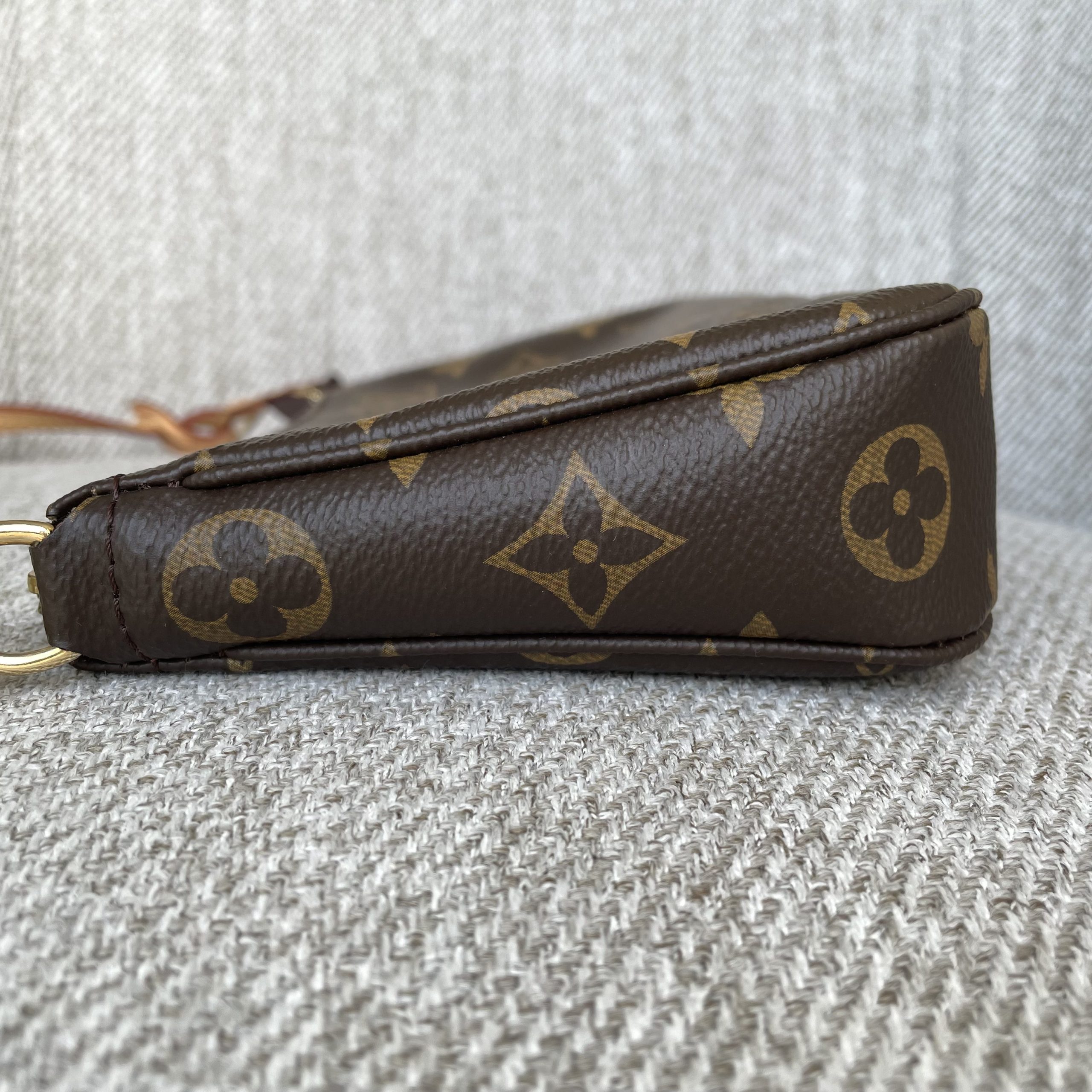 Louis Vuitton Pochette Accessoires NM Monogram – Image 4