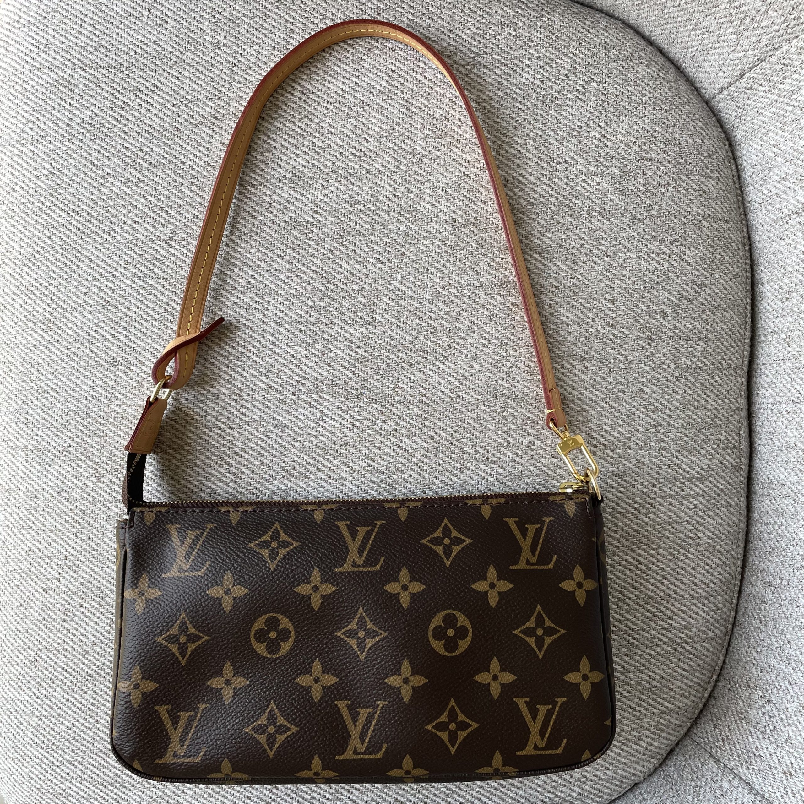 Louis Vuitton Pochette Accessoires NM Monogram – Image 2