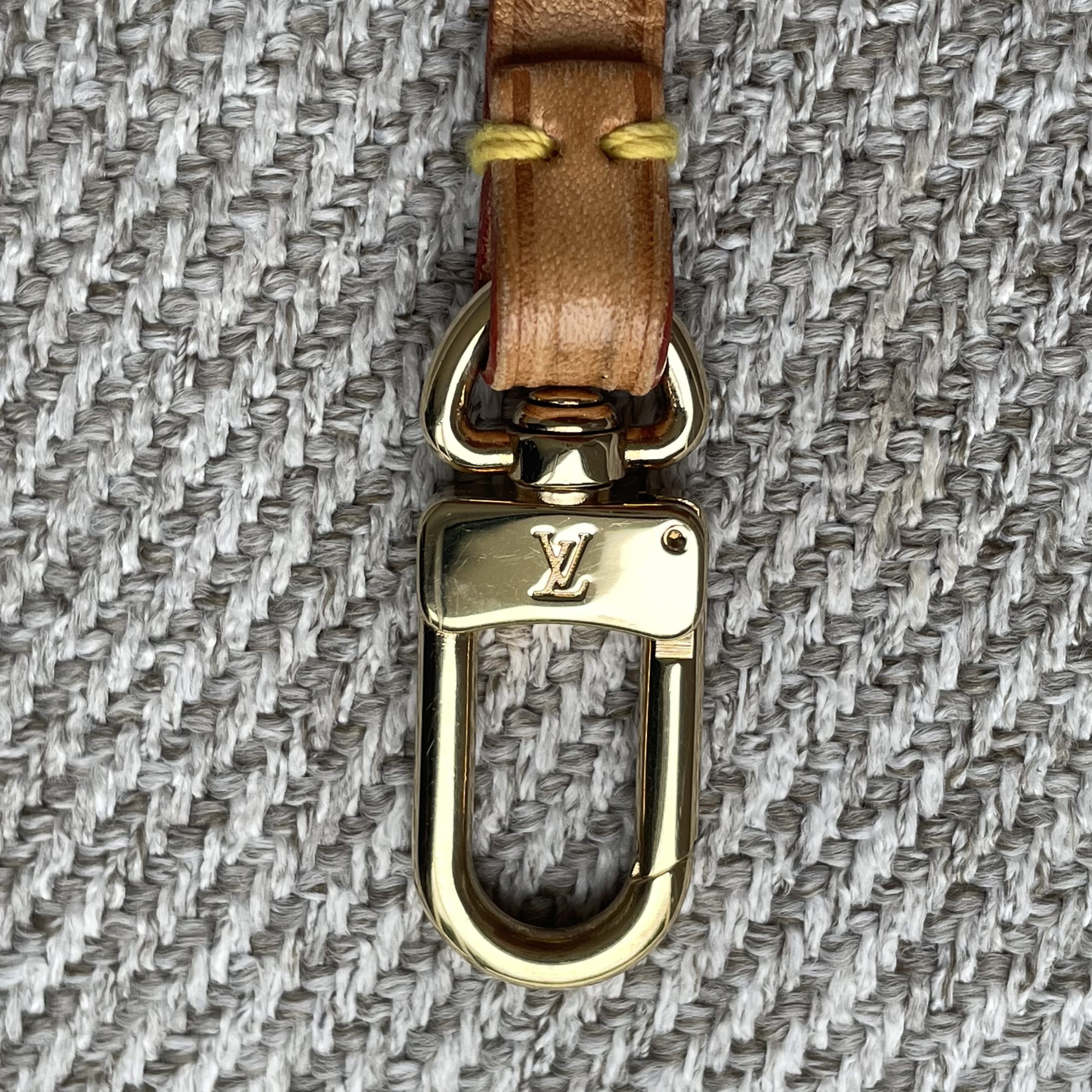 Louis Vuitton Pochette Accessoires Monogram – Image 15