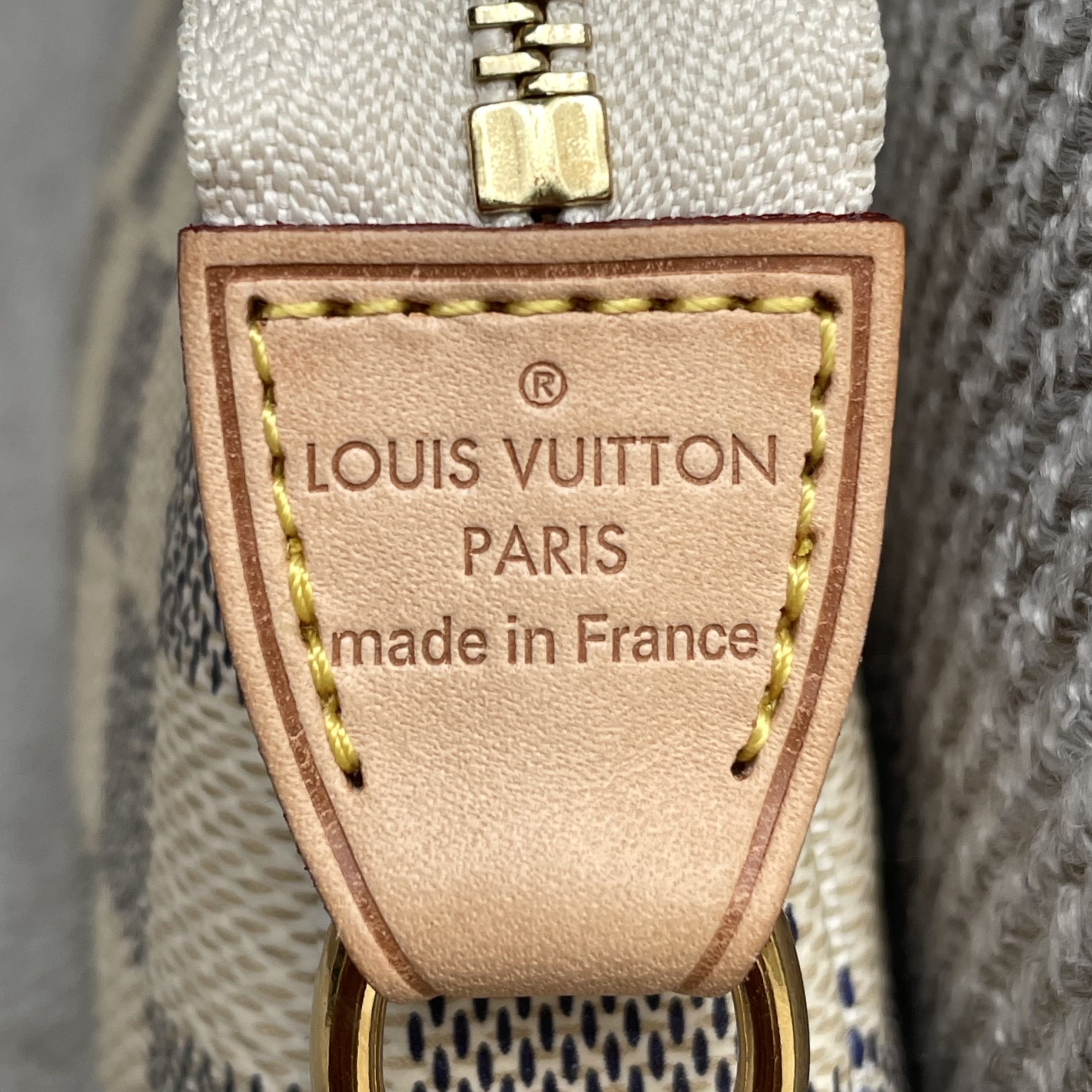 Louis Vuitton Mini Pochette Accessoires Damier Azur – Image 7