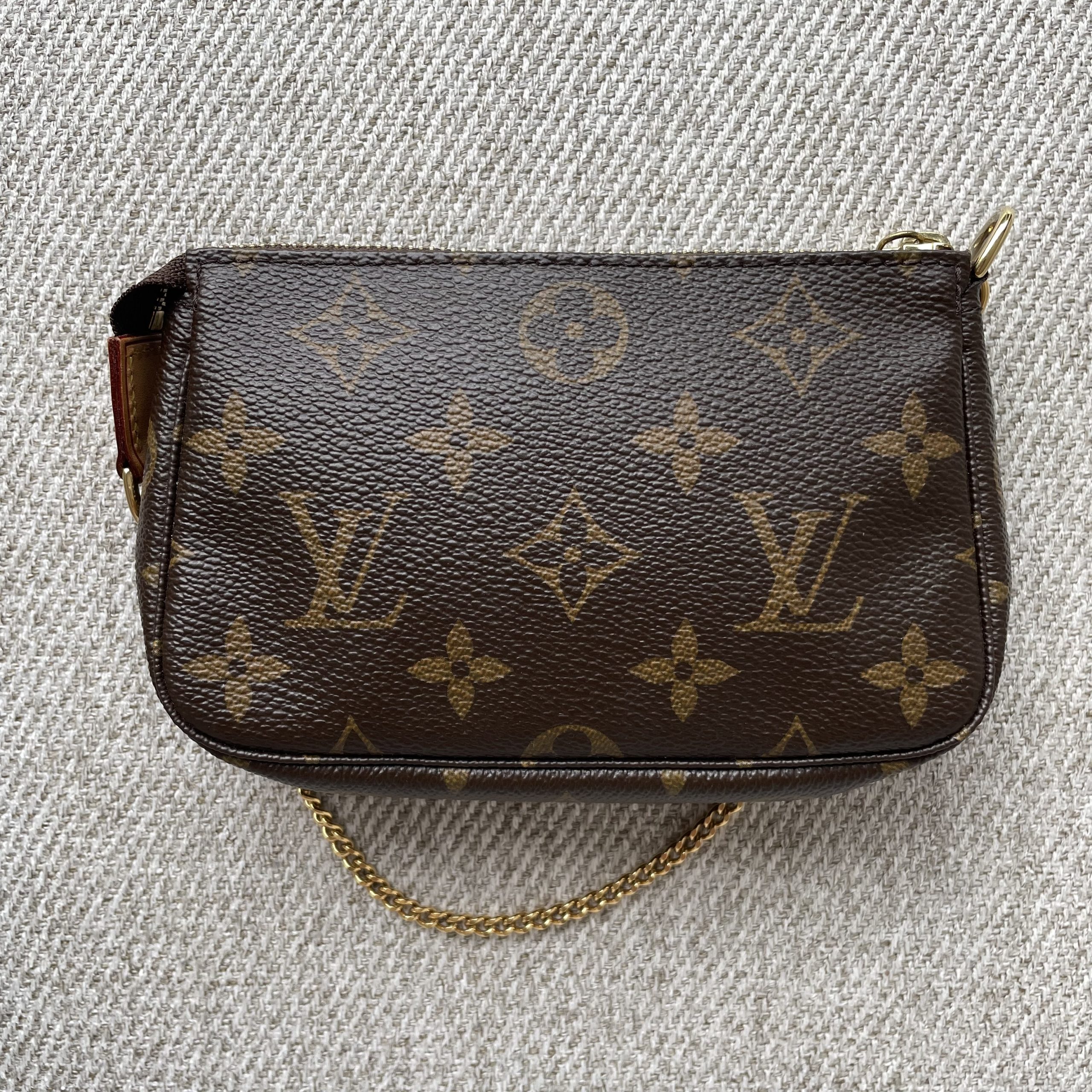 Louis Vuitton Mini Pochette Accessoires Monogram – Image 11