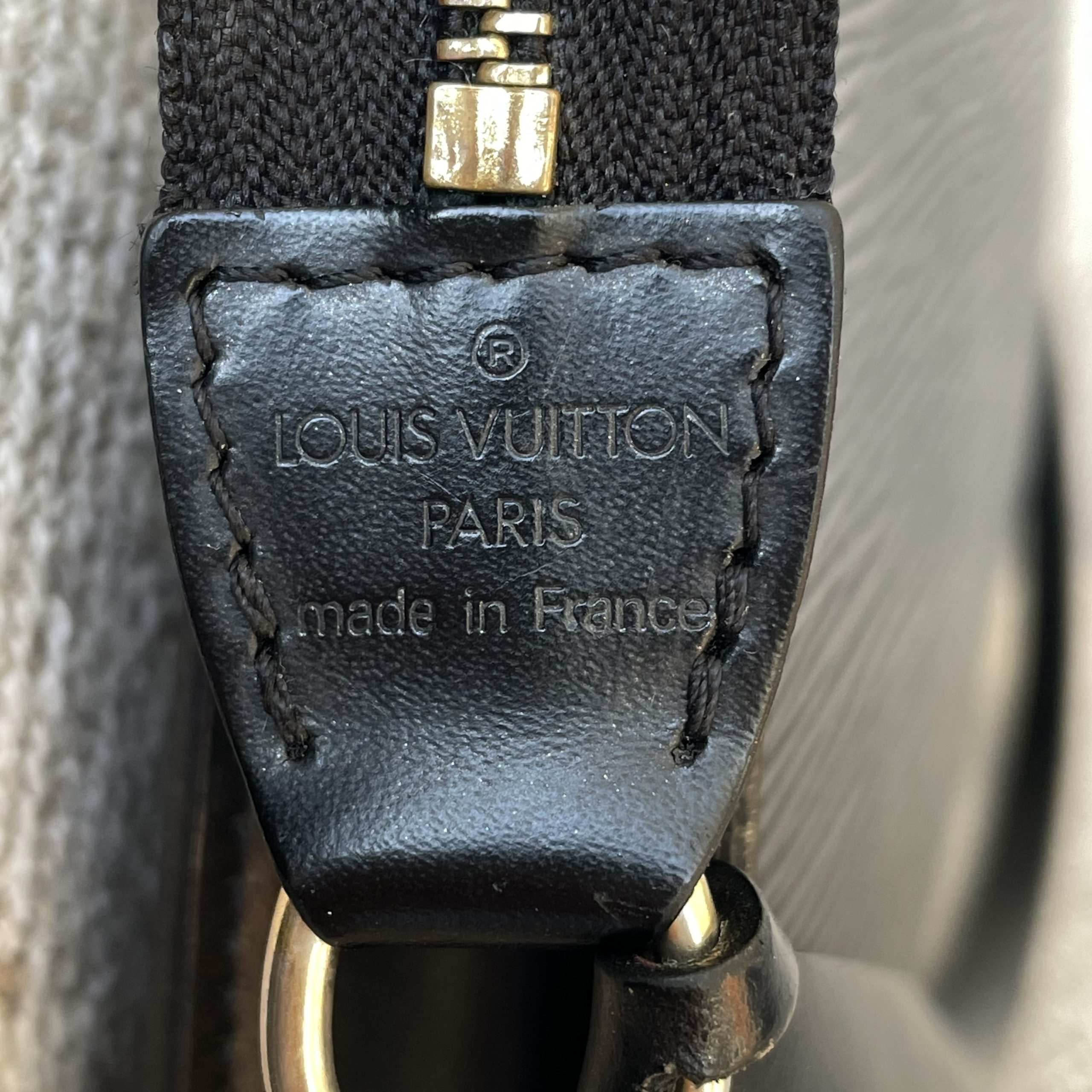 Louis Vuitton Pochette Accessoires Épi – Image 9