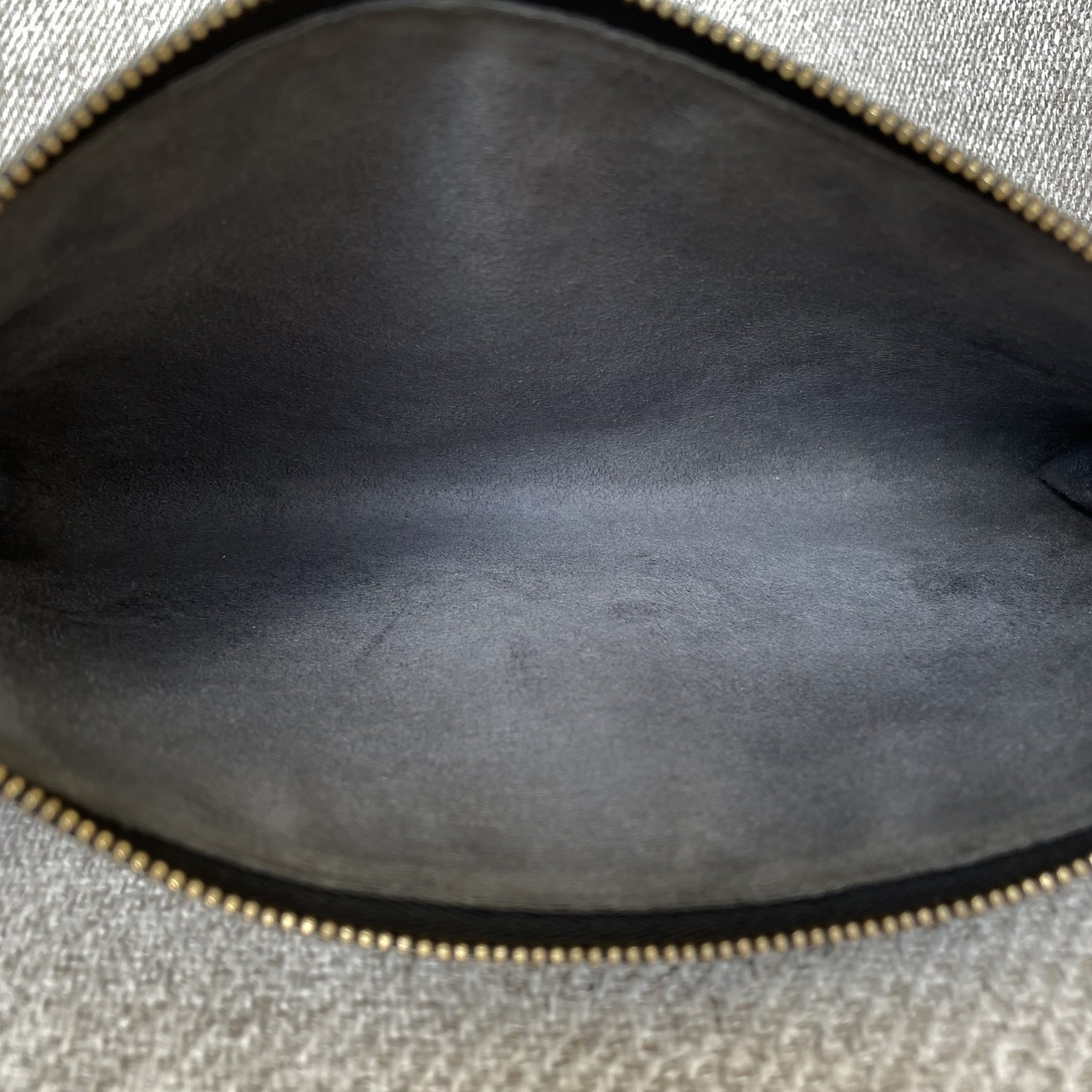 Louis Vuitton Pochette Accessoires Épi – Image 15