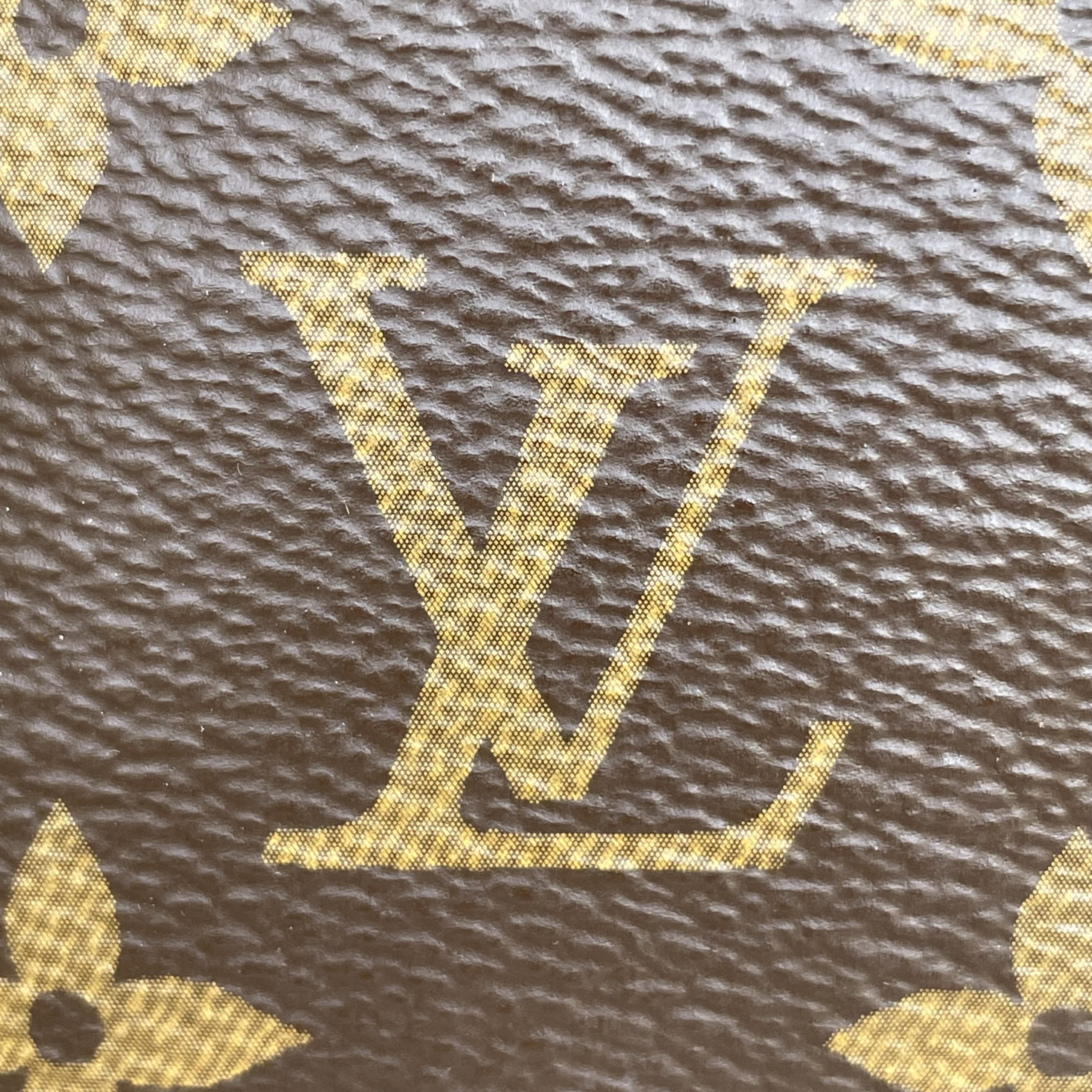 Louis Vuitton Mini Pochette Accessoires Monogram – Image 10