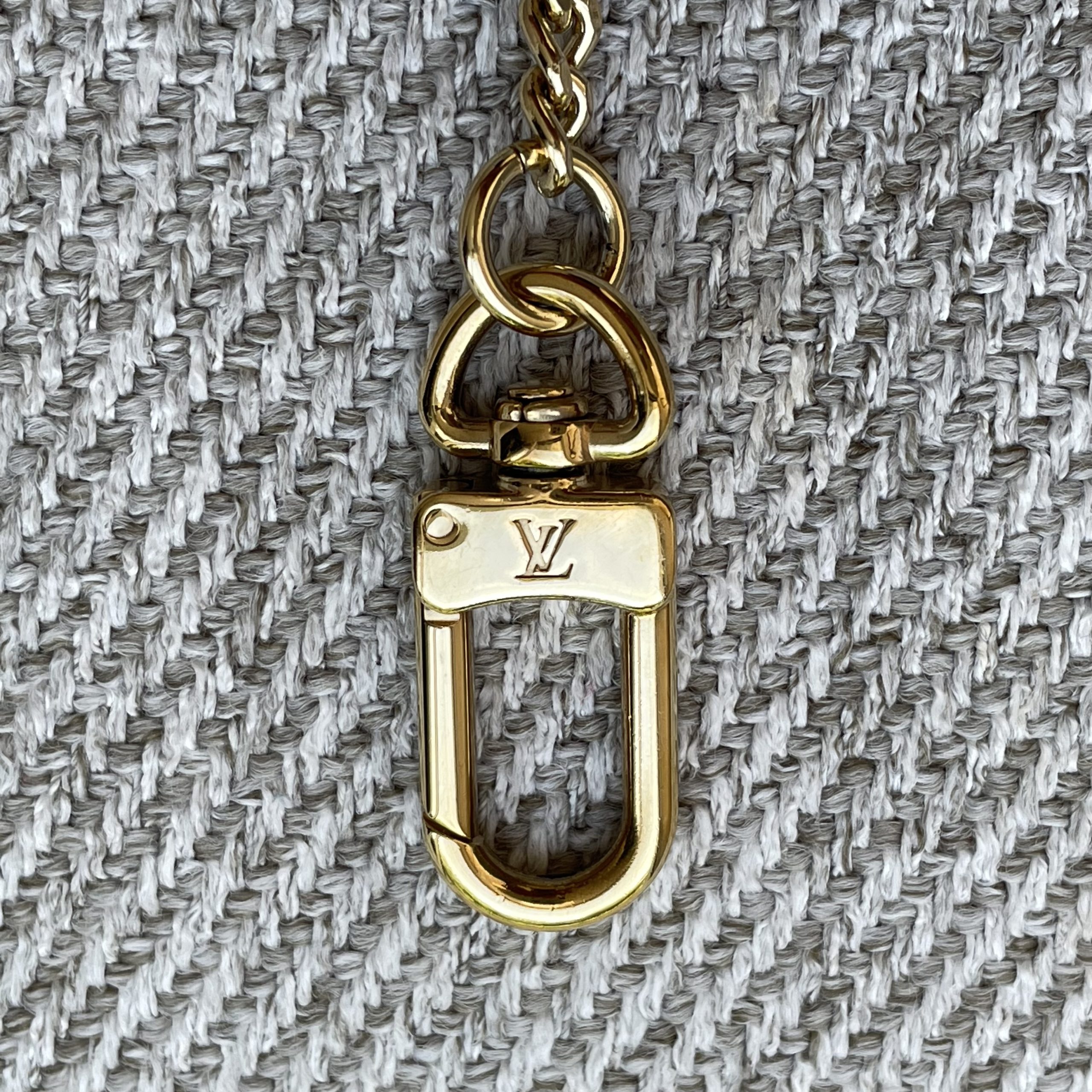 Louis Vuitton Mini Pochette Accessoires Monogram – Image 12