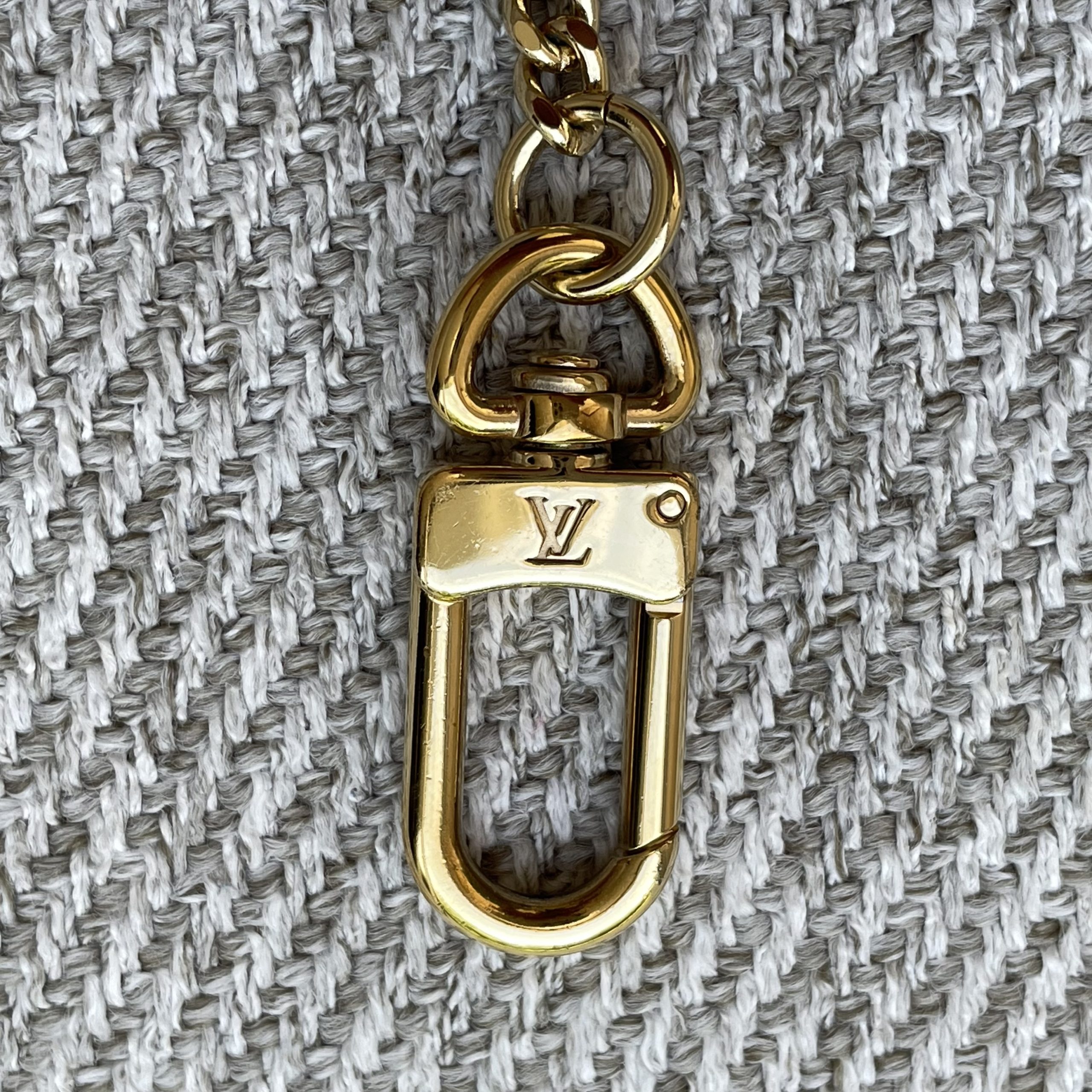 Louis Vuitton Mini Pochette Accessoires Monogram – Image 13