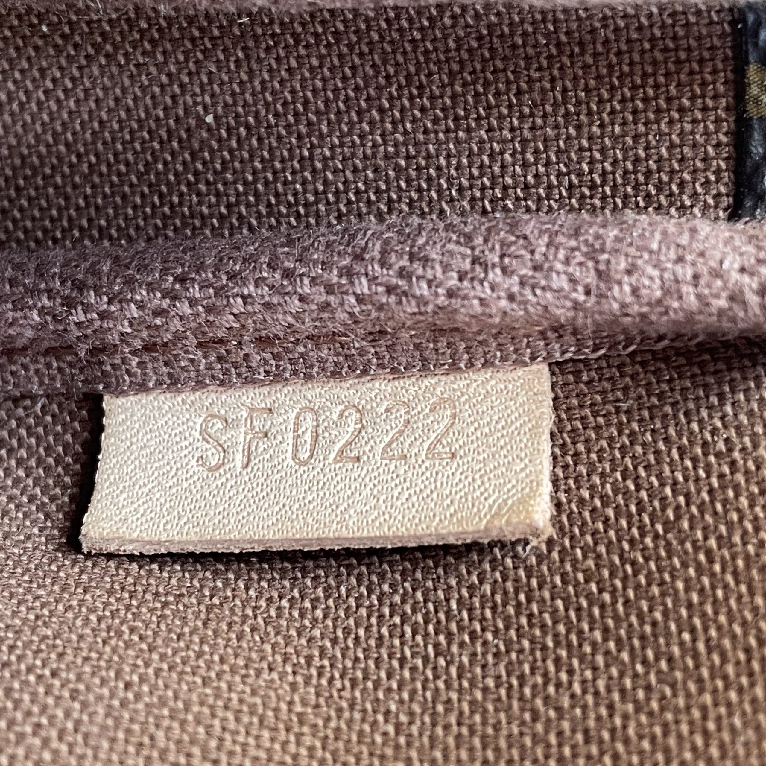 Louis Vuitton Mini Pochette Accessoires Monogram – Image 14